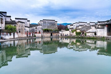 书的英语book的读音是什么？